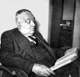 Yahya Kemal Beyatlı