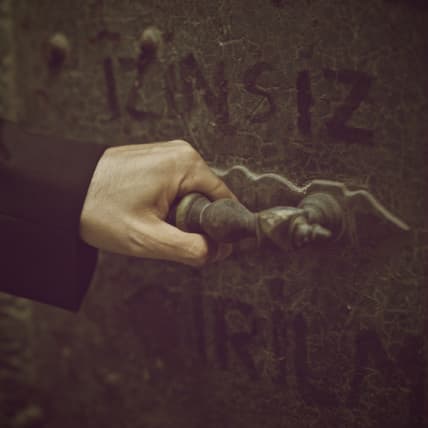 Yokuş Aşağı Emanetler